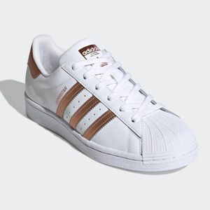 rose colored sneakers adidas